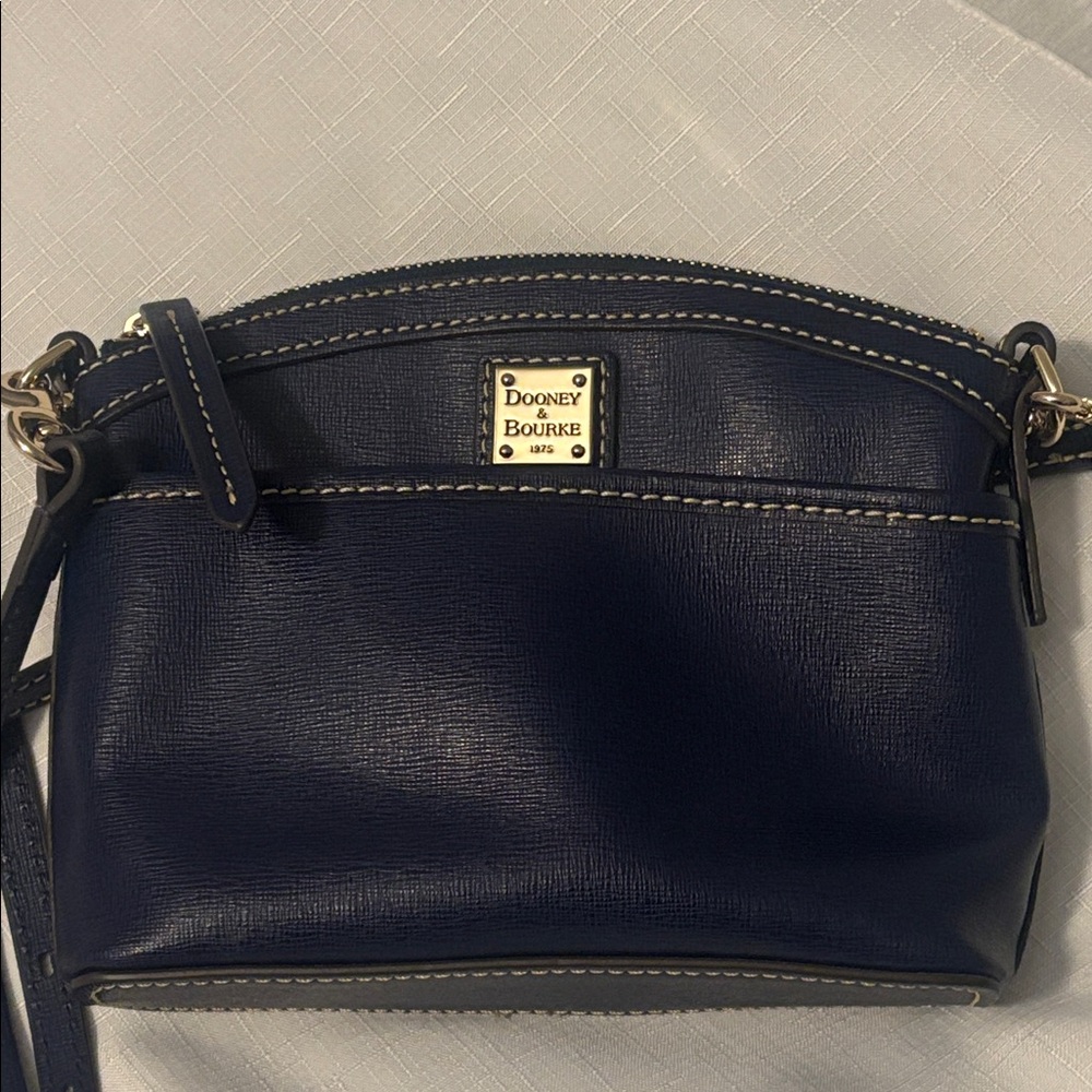 Dooney & Bourke Navy Saffiano Leather East/West Pocket Crossbody Durable - Picture 1 of 14